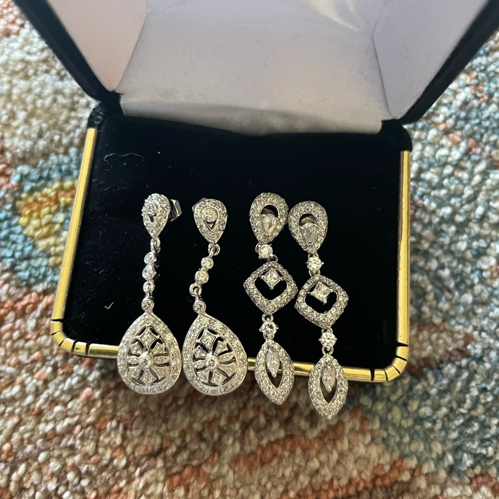 Sterling silver elegant earrings